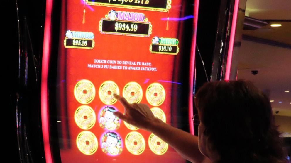 Concerns about competition, smoking and online gambling in New York roil northeastern US gambling market